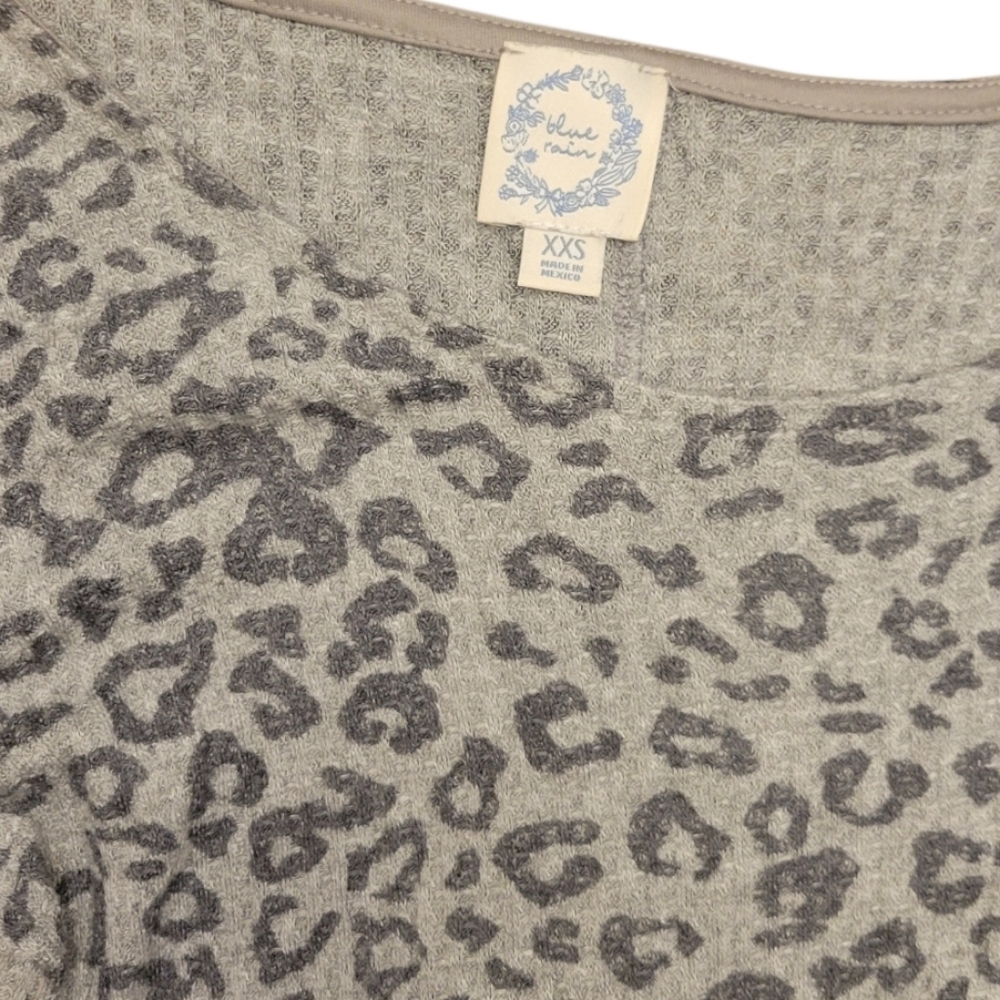 Blue Rain Animal Print Top - Picture 2 of 4